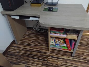 Predám písací stol - 2