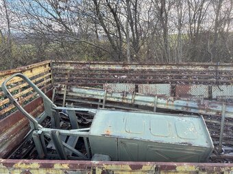 Skrinka s držiakom na Tatra 148 - 2