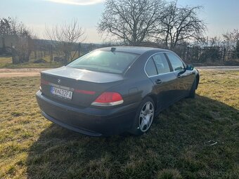 BMW 745i e65 - 2