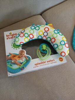 hracia deka s vankusom - 2