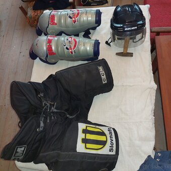 Hokejová výstroj - 2