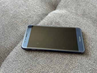 Honor 8 modrý - 2