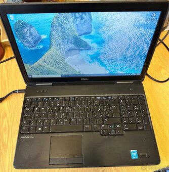 Dell Latitude E5540 - 2