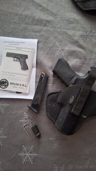 Plynová pištol Glock 17 - 2
