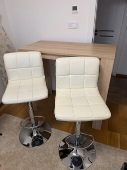 Predám barový set stôl+ stoličky - 2