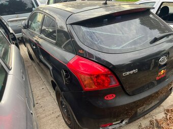 Predám na diely Kia Pro Ceed I 1.4 G4FA - 2