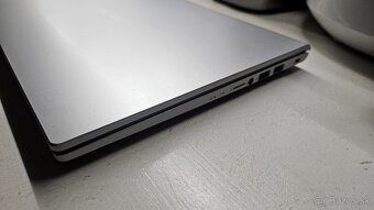 Zachovalý notebook Asus - 2
