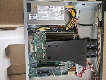 Predám server Supermicro SYS-5019S-ML - 2