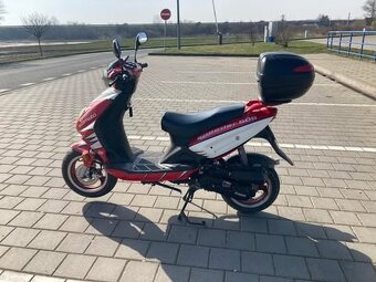 Adamoto Speeder 506 - 2