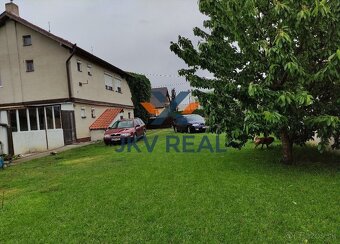 Na predaj veľký 7-izbový rodinný dom v Dolnom Ohaji - 2