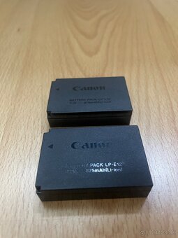 Predám 2x originál batérie + nabijačka CANON - 2