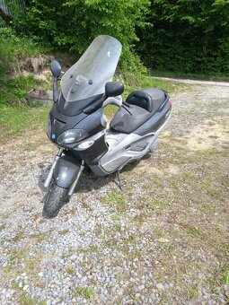 Piaggio X9 500 - 2