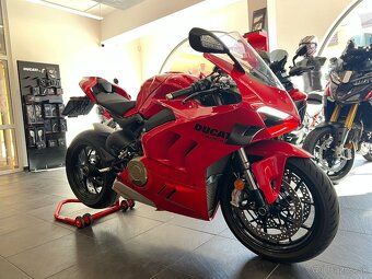 DUCATI PANIGALE V4 - 2