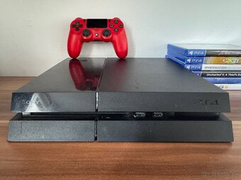 Predám Playstation 4 500GB + Controller + 6 hier - 2