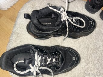 Balenciaga Triple S - 2