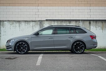 Škoda Superb Combi Sportline 4x4 DSG - 2