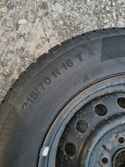 Zimné pneu Continental 215/70 R16 s diskami - 2