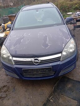 ND opel astra H 1,4 benzín - 2