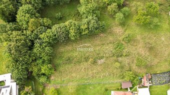 Exkluzívne na predaj slnecný pozemok 758 m2, Snežnica - cent - 2