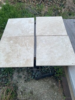 Dlažba alebo aj obklad  30,5/30,5 cm. 55 kusov  prírod kameň - 2