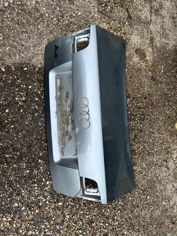 Diely z Audi A4 B7 sedan - 2