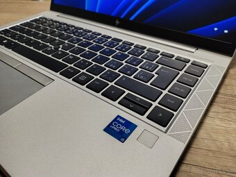 HP EliteBook 840 G8 i5/16GB/256GB SSD/Win11Pro - 2