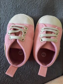 Nové tenisky, 17/18 - 2