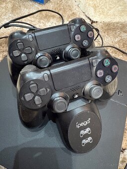 Ps 4 + 2x ovládač + volant + hry - 2