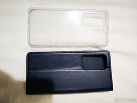 nové puzdra Huawei p 40 pro,jedno je z kože,to modré. - 2