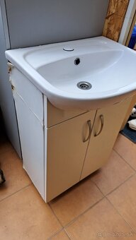 Umývadlo so skrinkou - 2