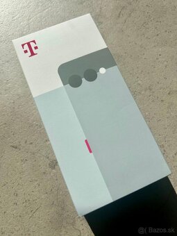 Nerozbalený T Phone 3 - 2