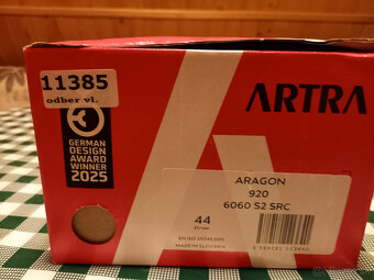 Pracovná obuv-nenosená - 2