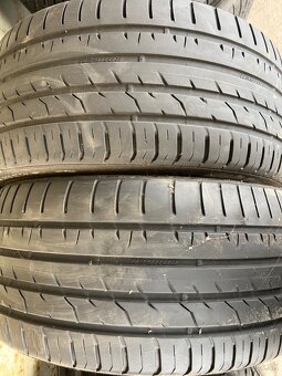 275/40 R20 Kumho - 2