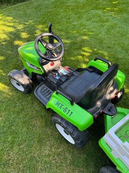 Detsky traktor (nová baterka ) - 2
