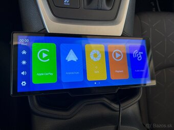 Predám Apple Carplay/Android auto 9,3 palcový displej - 2