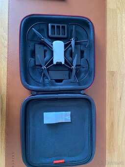 DJI Tello + 3x batéria + nabíjačka batérii + hard shell case - 2