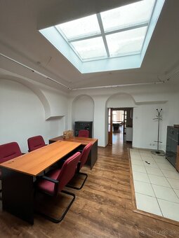 Kancelárske a obchodné priestory v centre Prešova na Hlavnej - 2