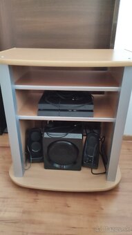 Stolík pod TV - 2
