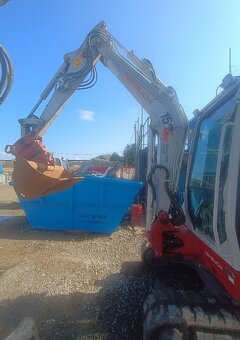 Takeuchi – TB 240 / T8555 - 2