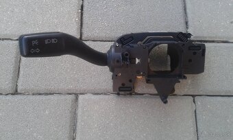 Páčky tempomatu,smeroviek,stieračov,krúžky-Vw Group - 2