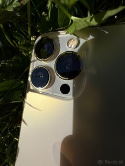 Apple iPhone 13 pro Gold - 2