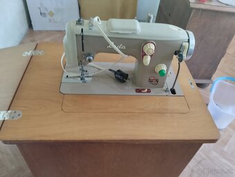 Šijaci stroj LADA skrinkový - 2