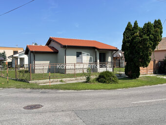 Na predaj 4 izbový rodinný dom s garážou, Lipová - 2