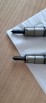 Vstrekovače – trysky 03L130277J (2 ks) ŠKODA, VW - 2