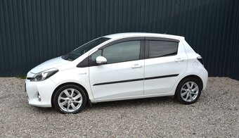 Toyota Yaris 1.5 Hybrid, Automat, SR voz, Nová Batéria - 2