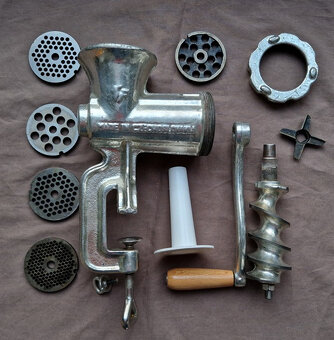 Predám nový mlynček na mäso SFINX - 2