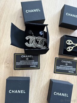 chanel brošne-náušnice - 2