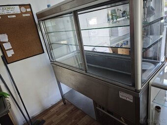 Chladiaca vitrína - 2