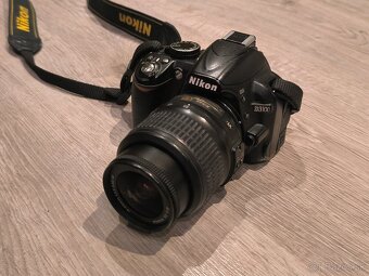 Nikon D3100 - 2