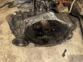 Prevodovka 5q 1.9 TDi vw group - 2